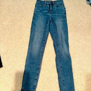 American Eagle skinny jeans!